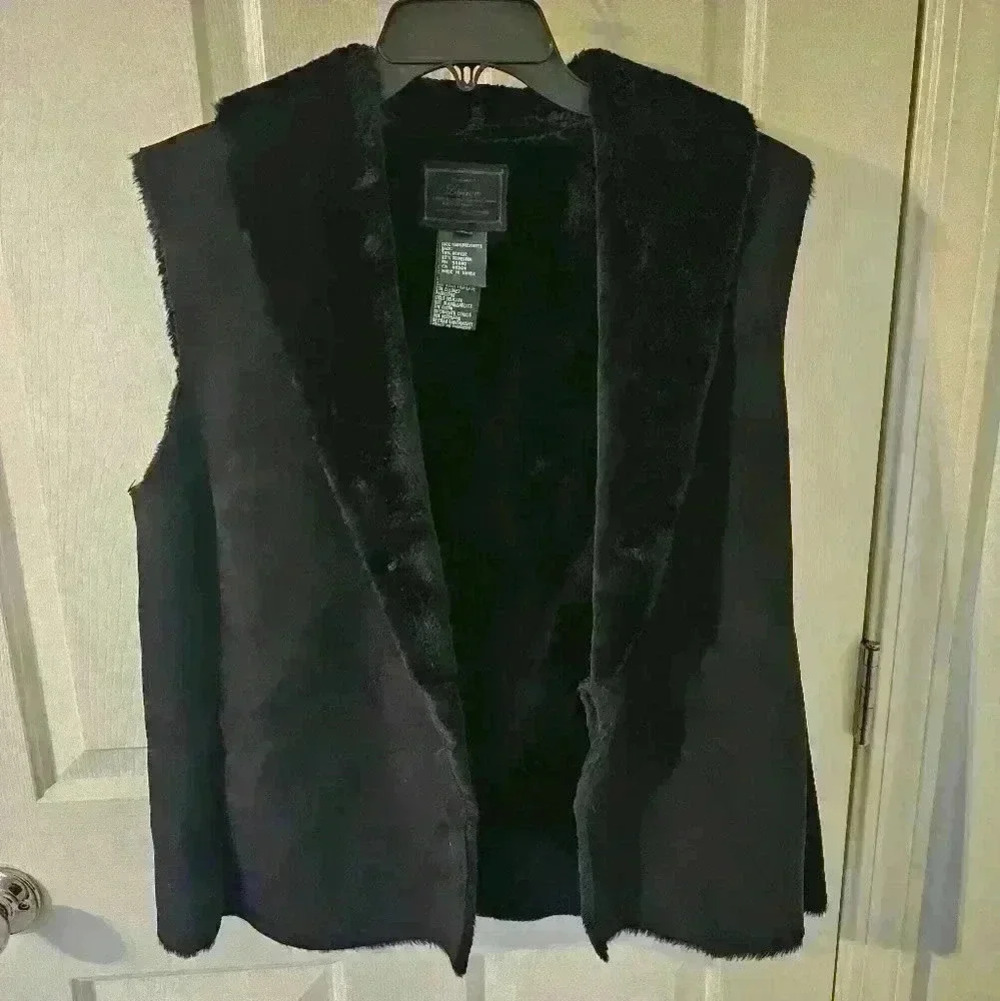 Ralph Lauren Black Faux Suede Vest Sz L  Faux Fur
